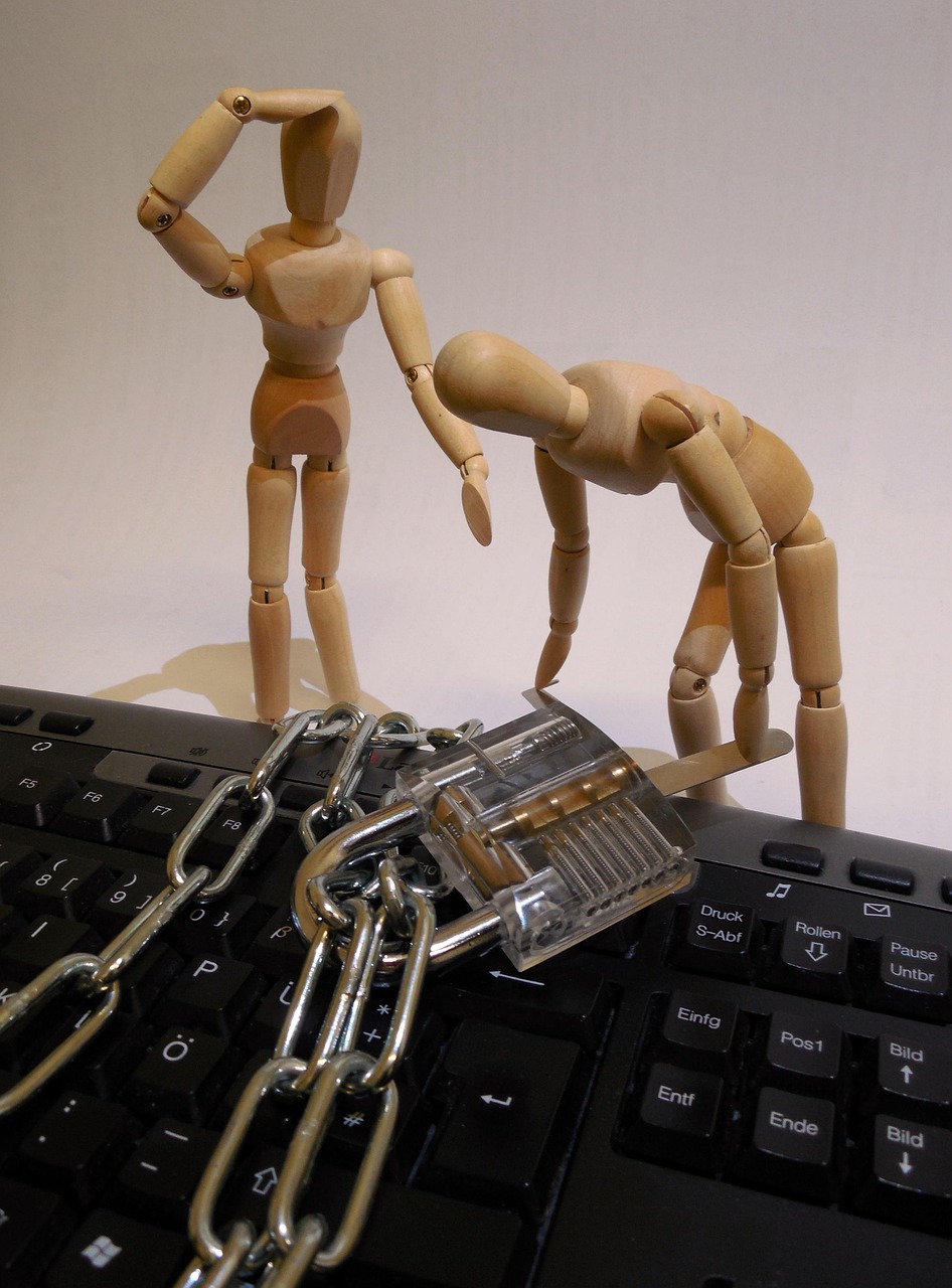 privacy policy, data theft, password, security, computer, chain, padlock, castle, secure, keyboard, pc, access, locked, data, figure, doll, burglary, theft, criminal, hacker, privacy policy, security, burglary, burglary, burglary, burglary, burglary, theft, hacker, hacker